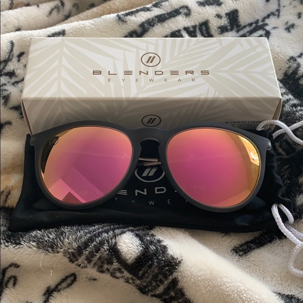 Blenders eyewear sunglasses